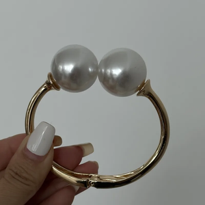 Pearl Poise Cuff