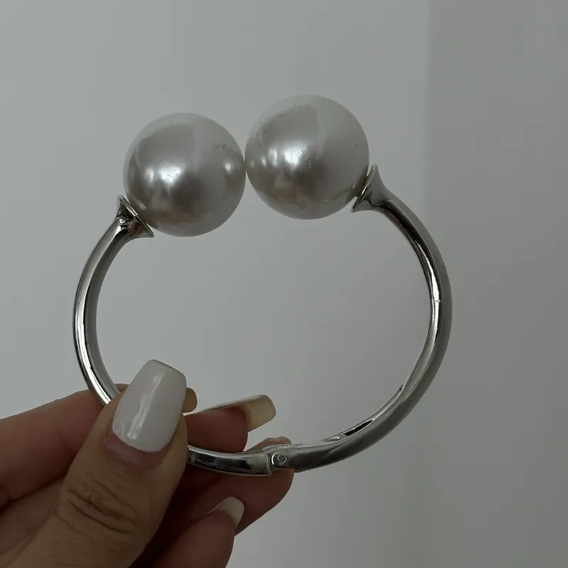 Pearl Poise Cuff