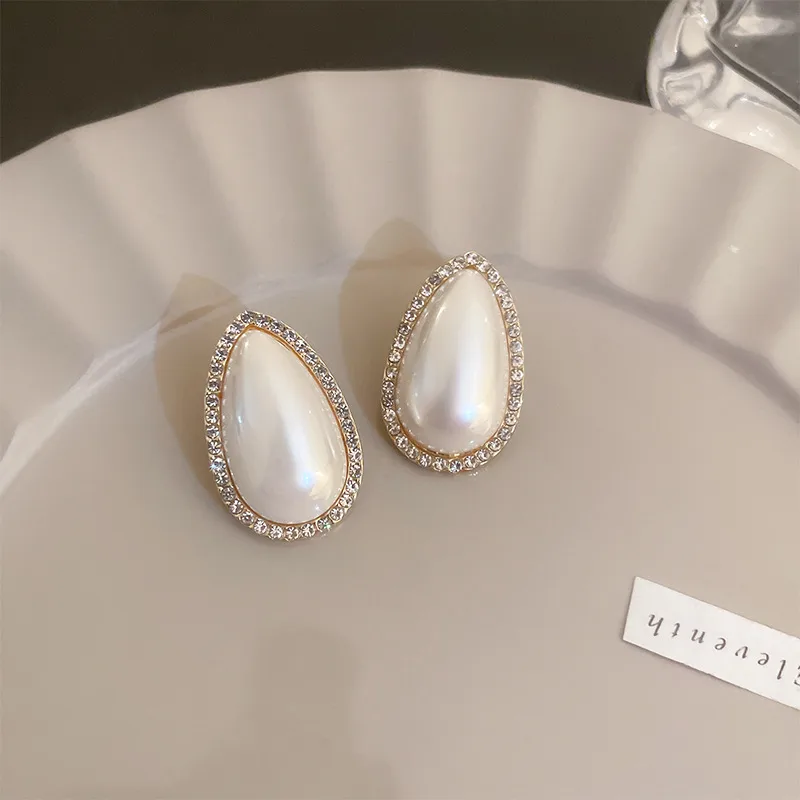 Pearlize Earrings