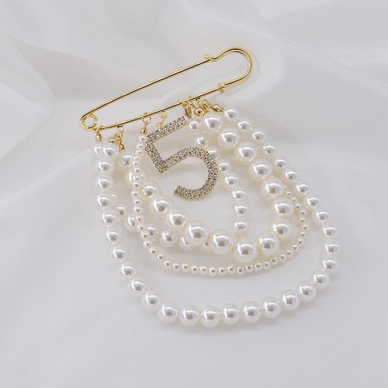 No. 5 Luxe Drape Brooch