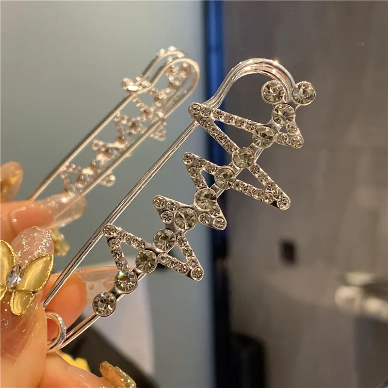 Pin It Brooch Collection