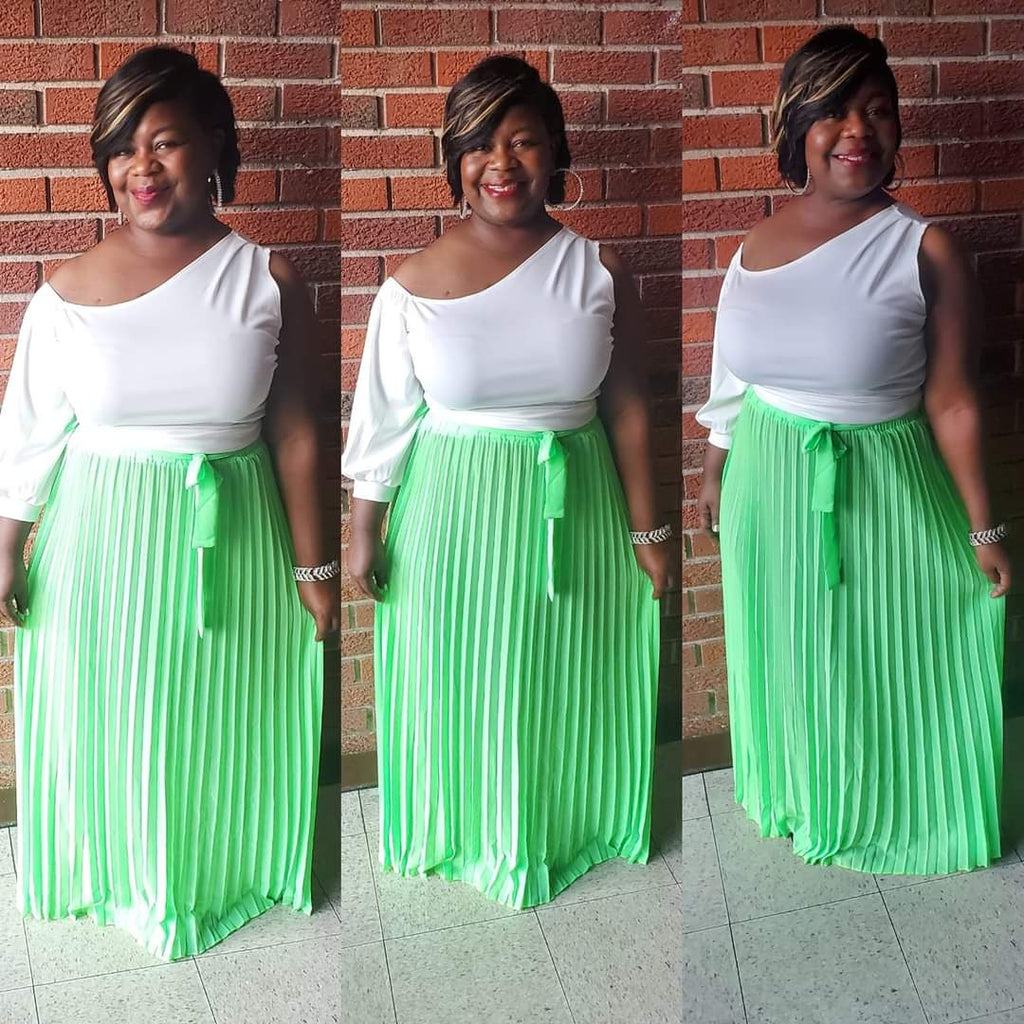 Chiffon Pleated Maxi Skirt with elastic waist. Available in XL -4XL. Color: Lime Green